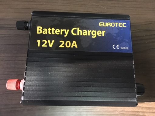 Cargador de baterías inteligente 12V 10A (con 3 etapas)