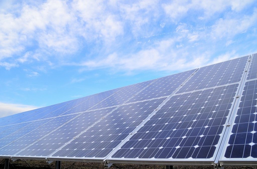 Nuevo panel solar permite generar energía y potabilizar agua simultáneamente